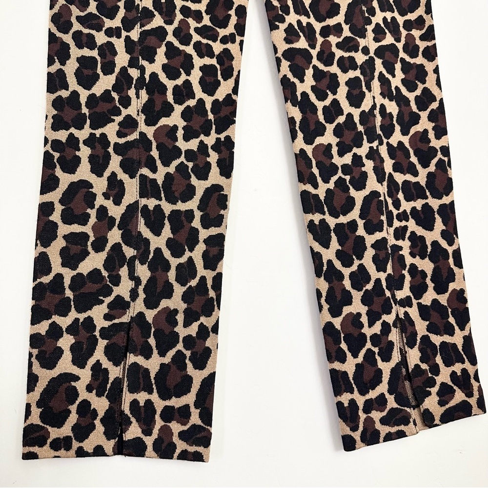 St. John Collection Alexa Leopard Animal Print - Picture 10 of 14